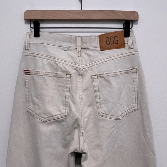 BDG Cowboy High Rise Distressed Jeans Tan Bootcut Size 27 - Picture 6 of 13
